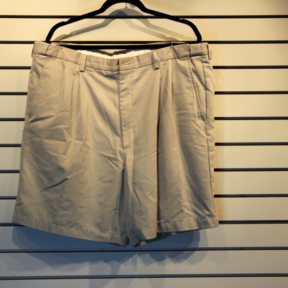Khaki shorts